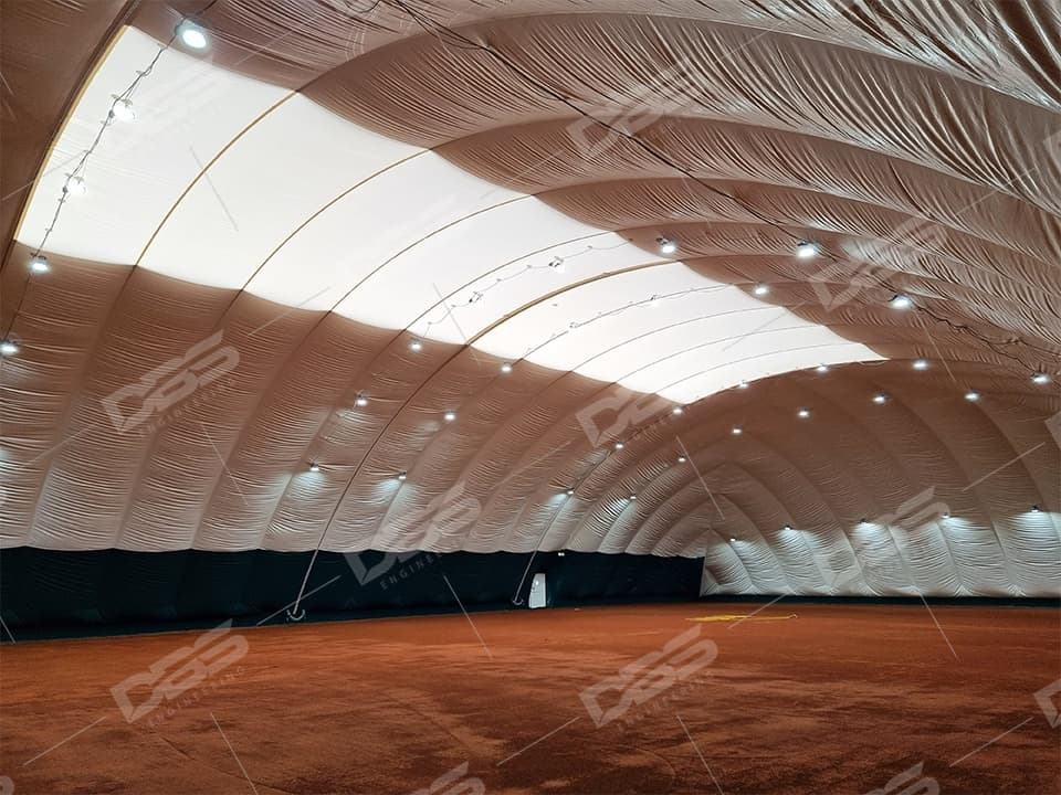 Tenniscenter — Küstenstandort – Tenniscenter, Griechenland 2020 (1 / 2)
